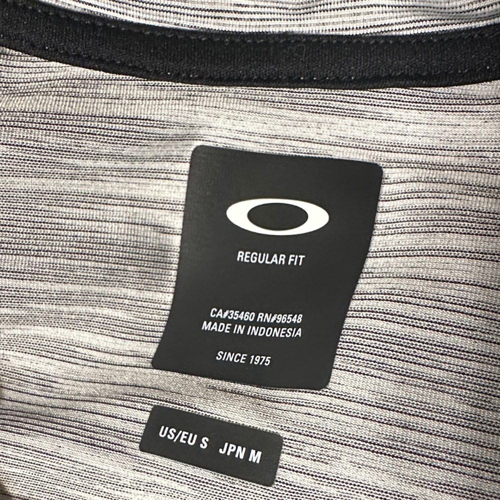 Oakley Men's Striped Tee - Black and Gray